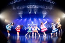 「SWEET STEADY 1stワンマンライブ -始まりの合図-」の様子。（撮影：ヨシモリユウナ）