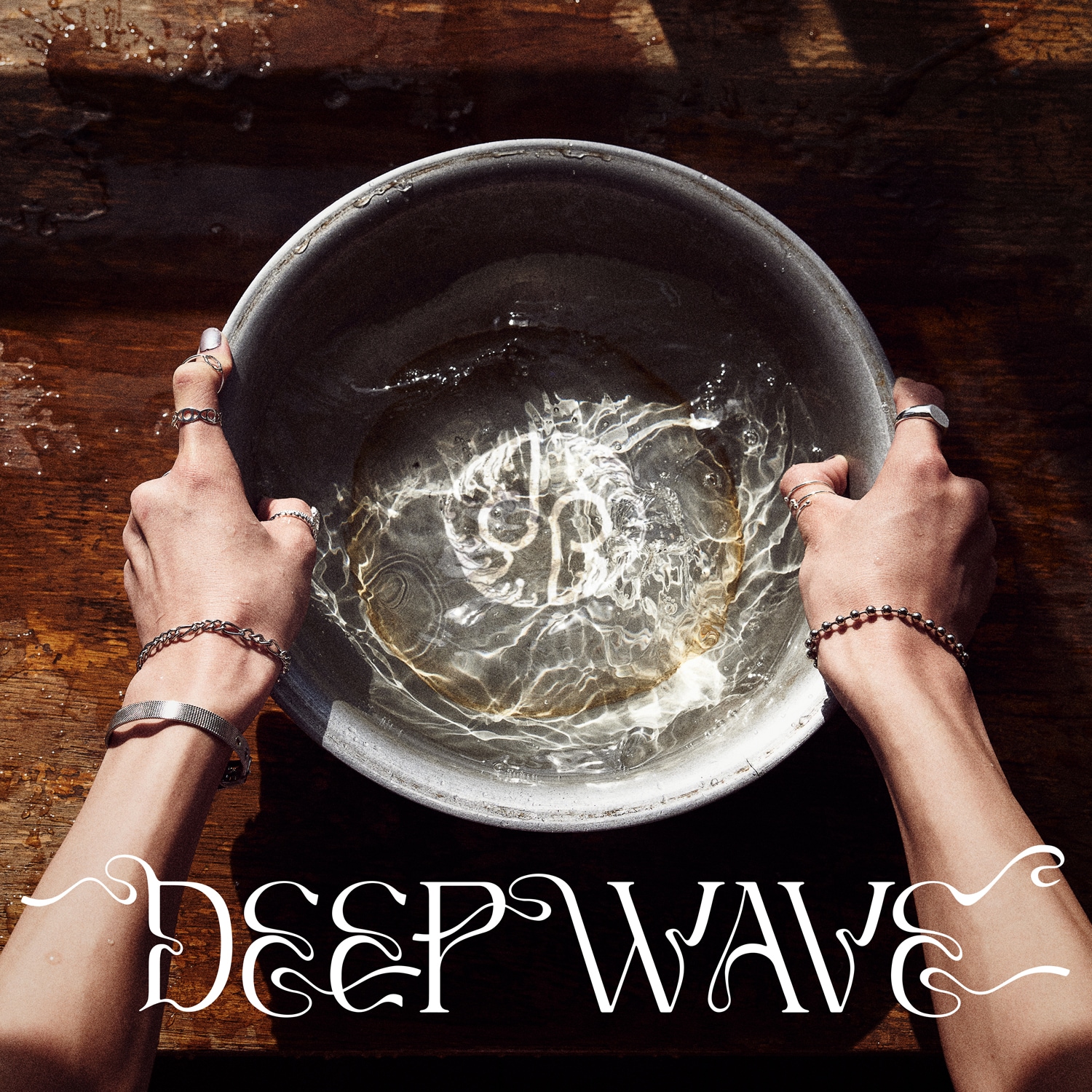 龍宮城 DEEP WAVE 会場限定版EP 冨田侑暉レアカード付き 龍宮城ツアー会場限定CD発売、ボーナストラックに初のメンバー作詞
