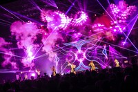 「Devil ANTHEM. 10th Anniversary Year SPRING→SUMMER TOUR 2024 FINAL TOKYO『十年十夏（じゅうねんとなつ）』」の様子。（撮影：笹森健一）