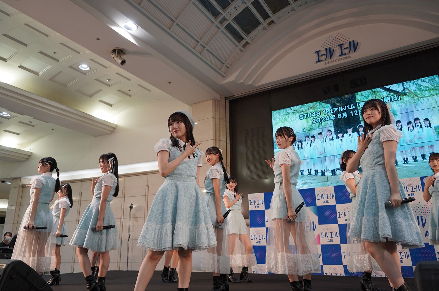 STU48「懐かしい明日」リリース記念イベントの様子。(c)STU