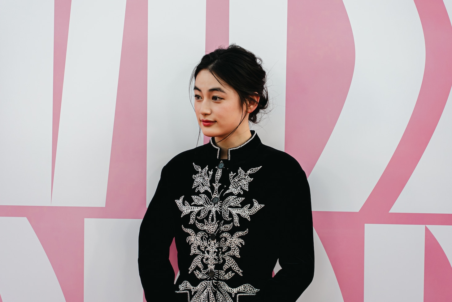 八木莉可子