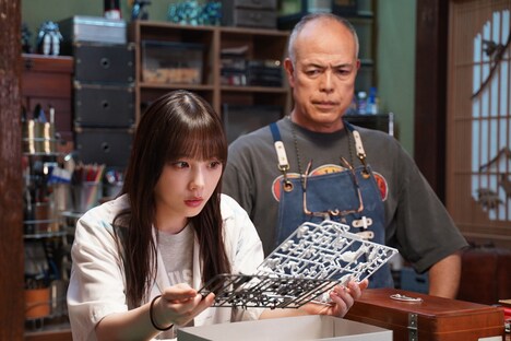 「量産型リコ -最後のプラモ女子の人生組み立て記-」より。 (c)「量産型リコ」製作委員会2024