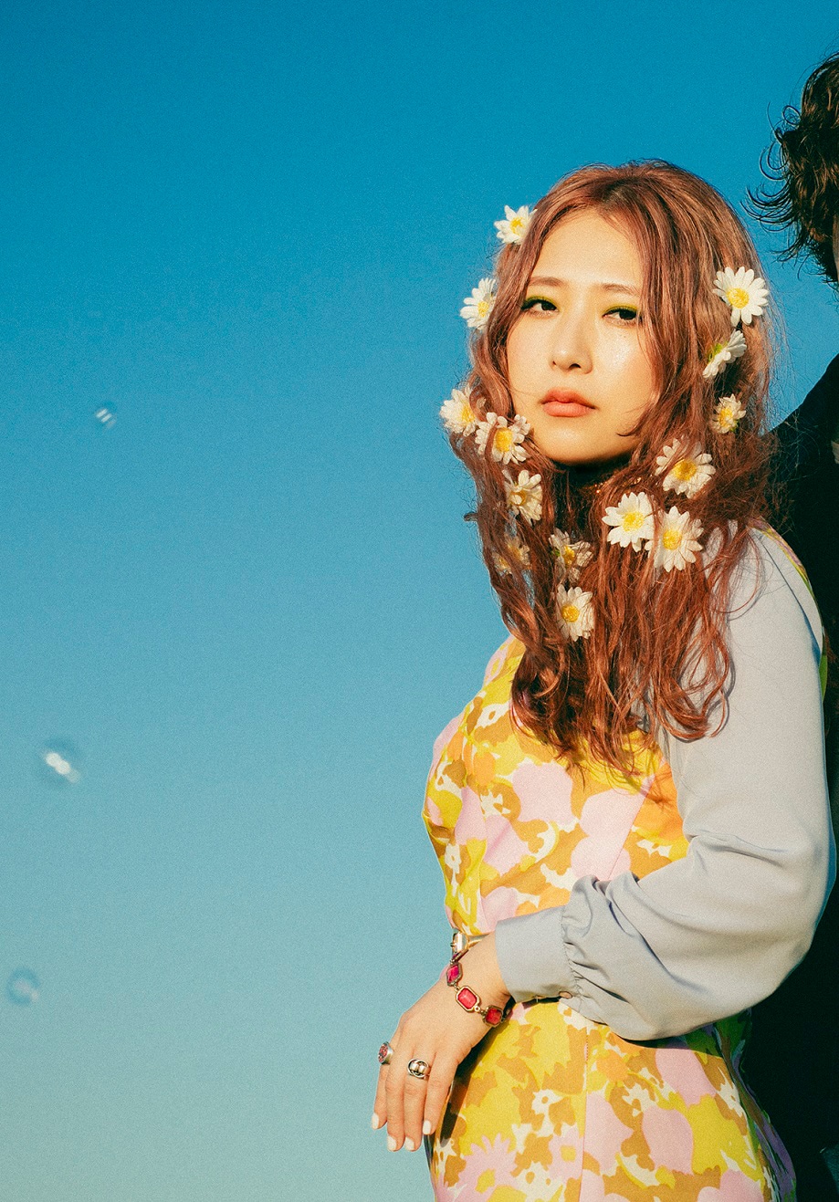 GLIM SPANKY 松尾レミ　ピック 6th Album『Into The Time Hole』ジャケット写真公開！UNIVERSAL