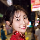 乃木坂46阪口珠美、チャイナ服でにっこり