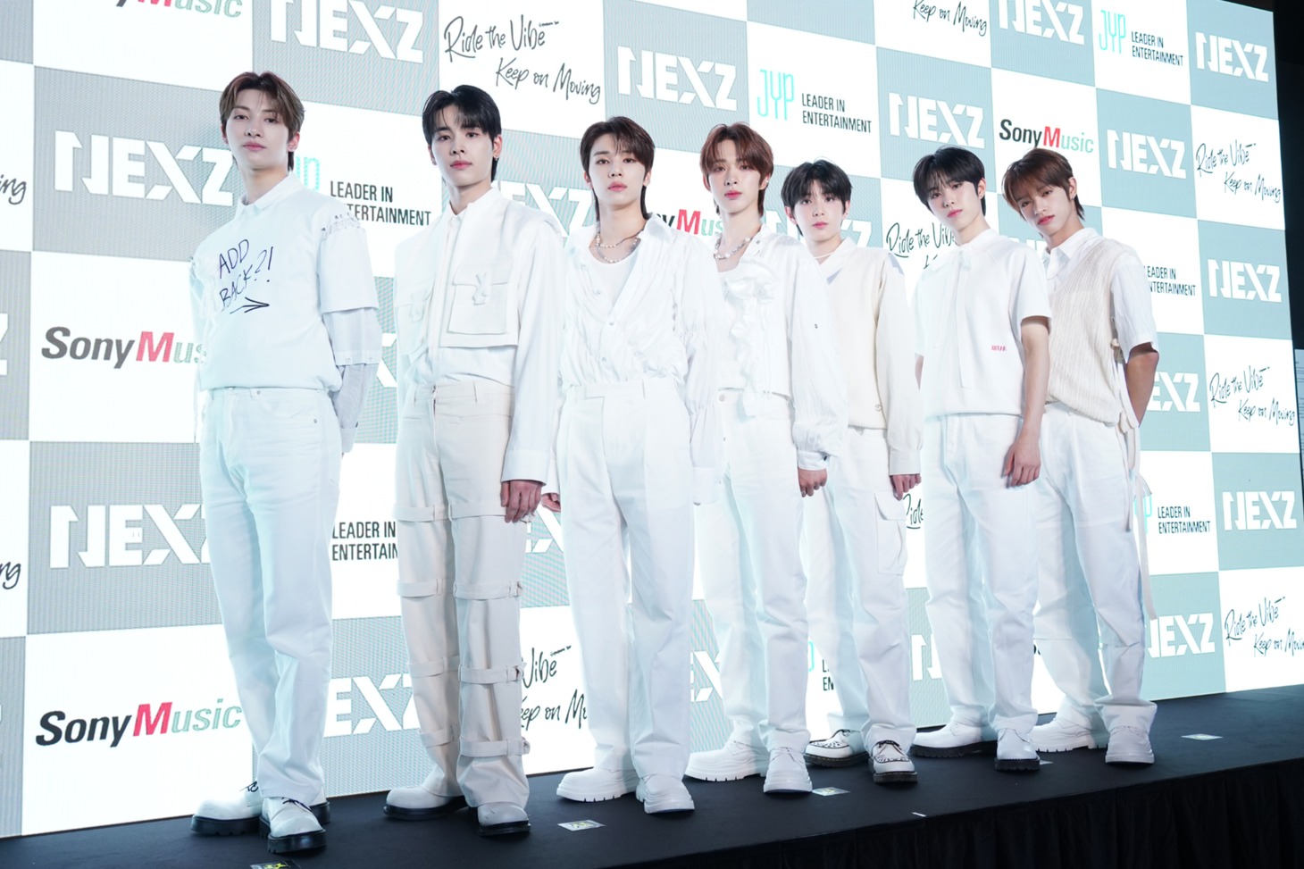 NEXZ
