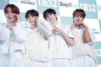 左からTOMOYA、YUKI、HYUI、SEITA。