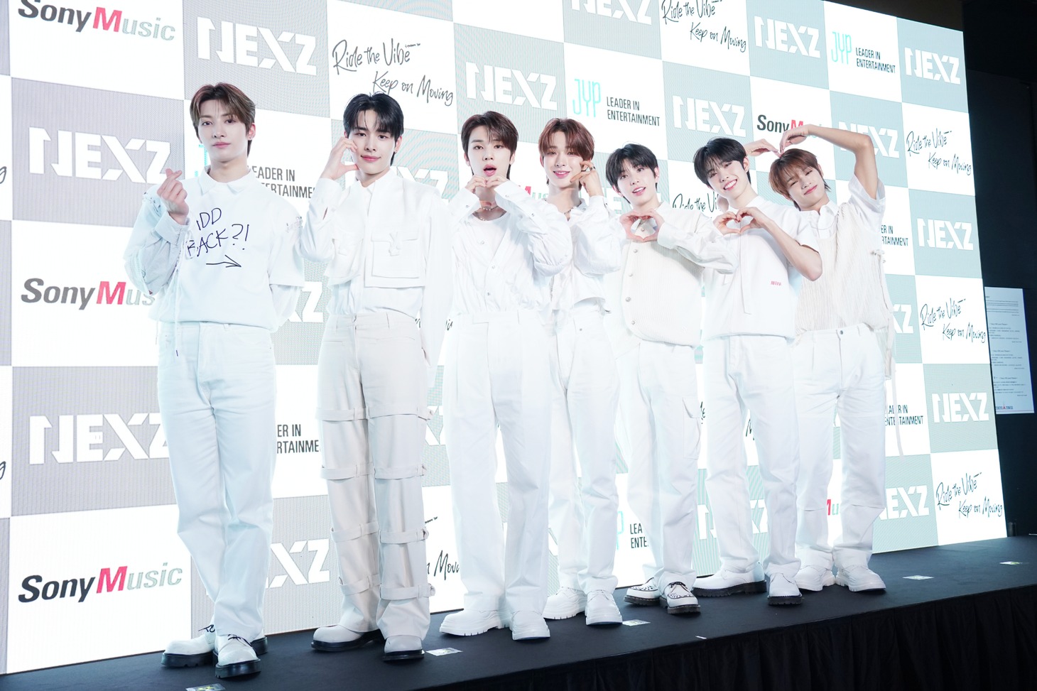 NEXZ