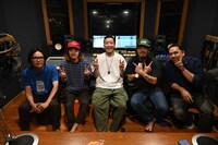 瑛人とSANIMYOK。