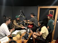 瑛人とSANIMYOK。