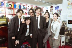 藤井風、KIRINJIの次は君島大空！合奏形態で「tiny desk concerts JAPAN」登場