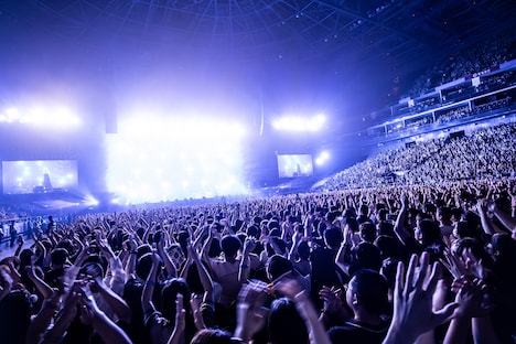 「Aimer 3 nuits tour 2024」中国・上海メルセデス・ベンツアリーナ公演の様子。（撮影：平野タカシ）