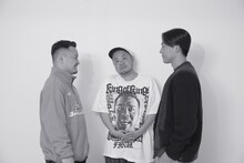 左から輪入道、サイプレス上野、KEN THE 390。