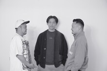 左からサイプレス上野、KEN THE 390、輪入道。