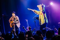 吉田山田（撮影：松本いづみ）