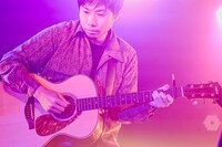 吉田結威（G, Vo）（撮影：松本いづみ）