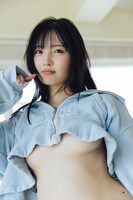 由良ゆら（#よーよーよー）の1st写真集より。（撮影：横山マサト）(c)白夜書房