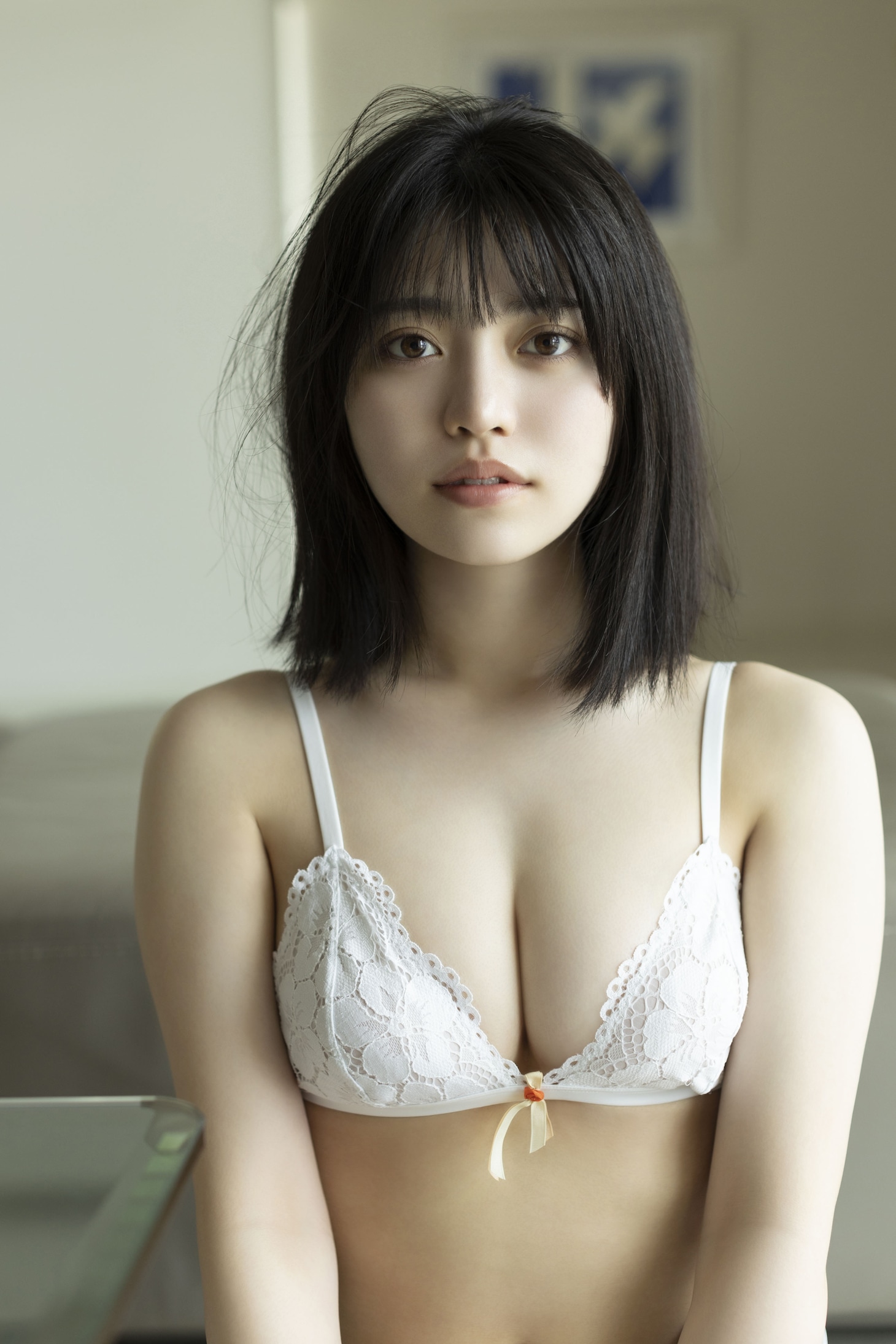 石浜芽衣（虹のコンキスタドール）の1st写真集より。(c)西條彰仁 / 講談社