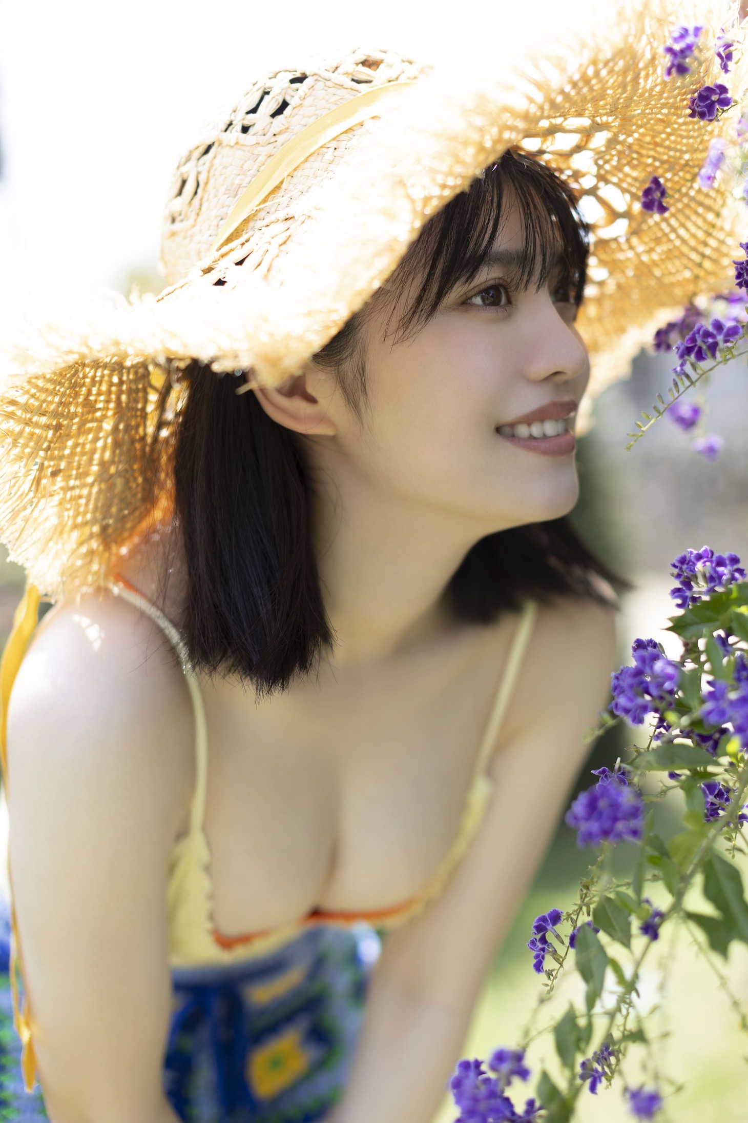 石浜芽衣（虹のコンキスタドール）の1st写真集より。(c)西條彰仁 / 講談社