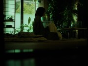 菅原圭「深香」ミュージックビデオより。