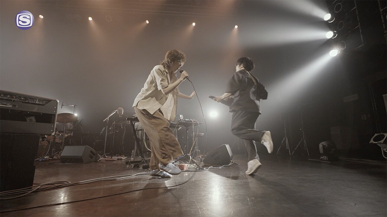 柴田聡子が軽快にステップ！初ライブ特番より2曲の映像公開