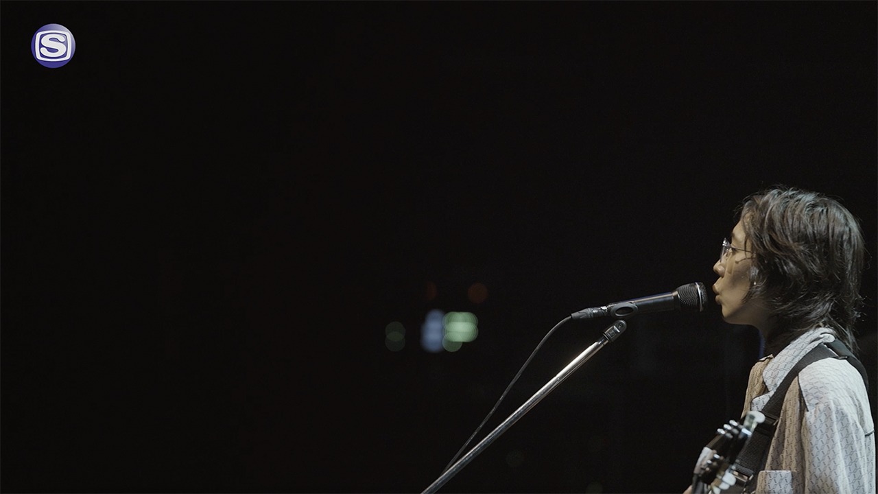 柴田聡子「素直」ライブ動画より。