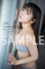 「#2i2公式ビジュアルブック #2i2ラボ」セブンネットショッピング特典の生写真。