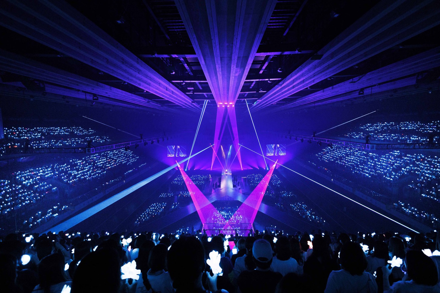三宅健「2024 Live Performance The otherside : Another me Presented by KEN MIYAKE」より。(c)TOBE Co., Ltd.