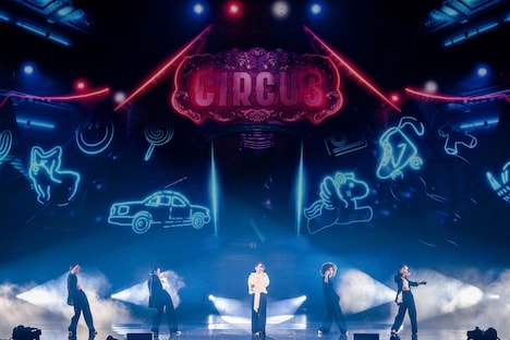 三宅健「2024 Live Performance The otherside : Another me Presented by KEN MIYAKE」より。(c)TOBE Co., Ltd.