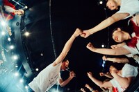 ワタナベシンゴ（Vo, G / THE BOYS&GIRLS）（撮影：金井勇真）