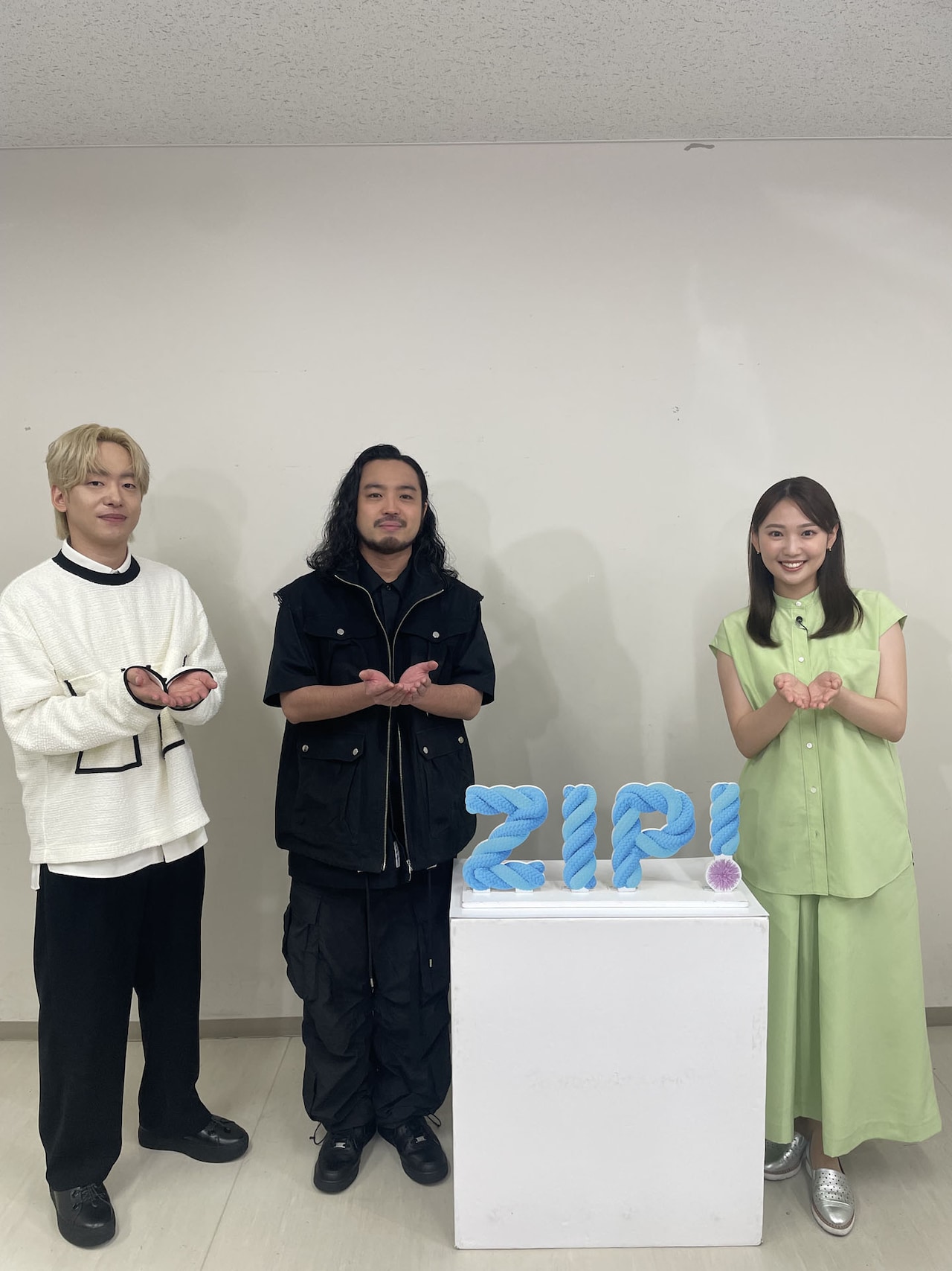 Creepy Nutsに「ZIP!」が独占インタビュー、代々木第一体育館