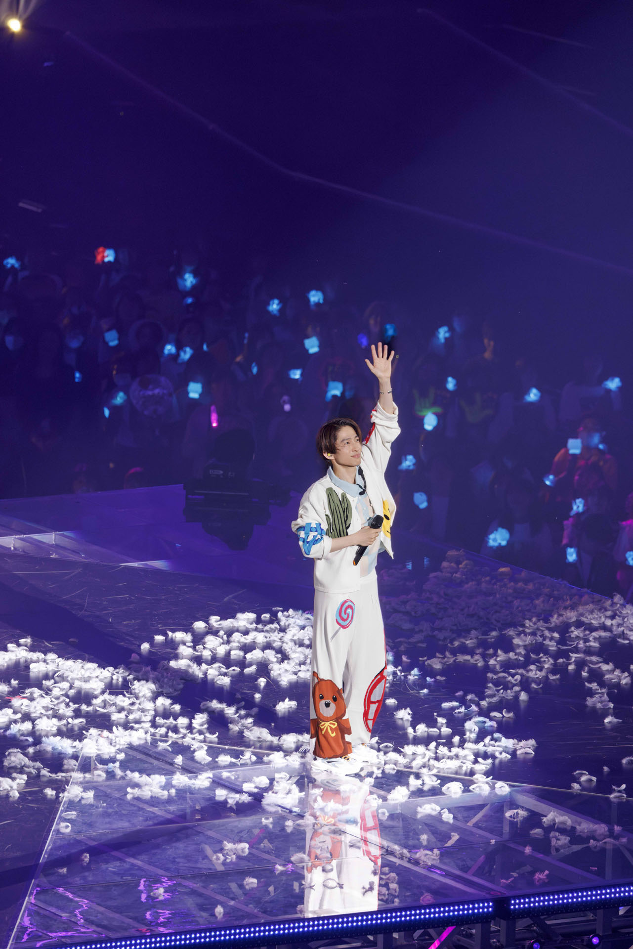 三宅健「2024 Live Performance The otherside : Another me Presented by KEN MIYAKE」より。(c)TOBE Co., Ltd.