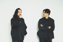 左からR-指定、KEN THE 390。