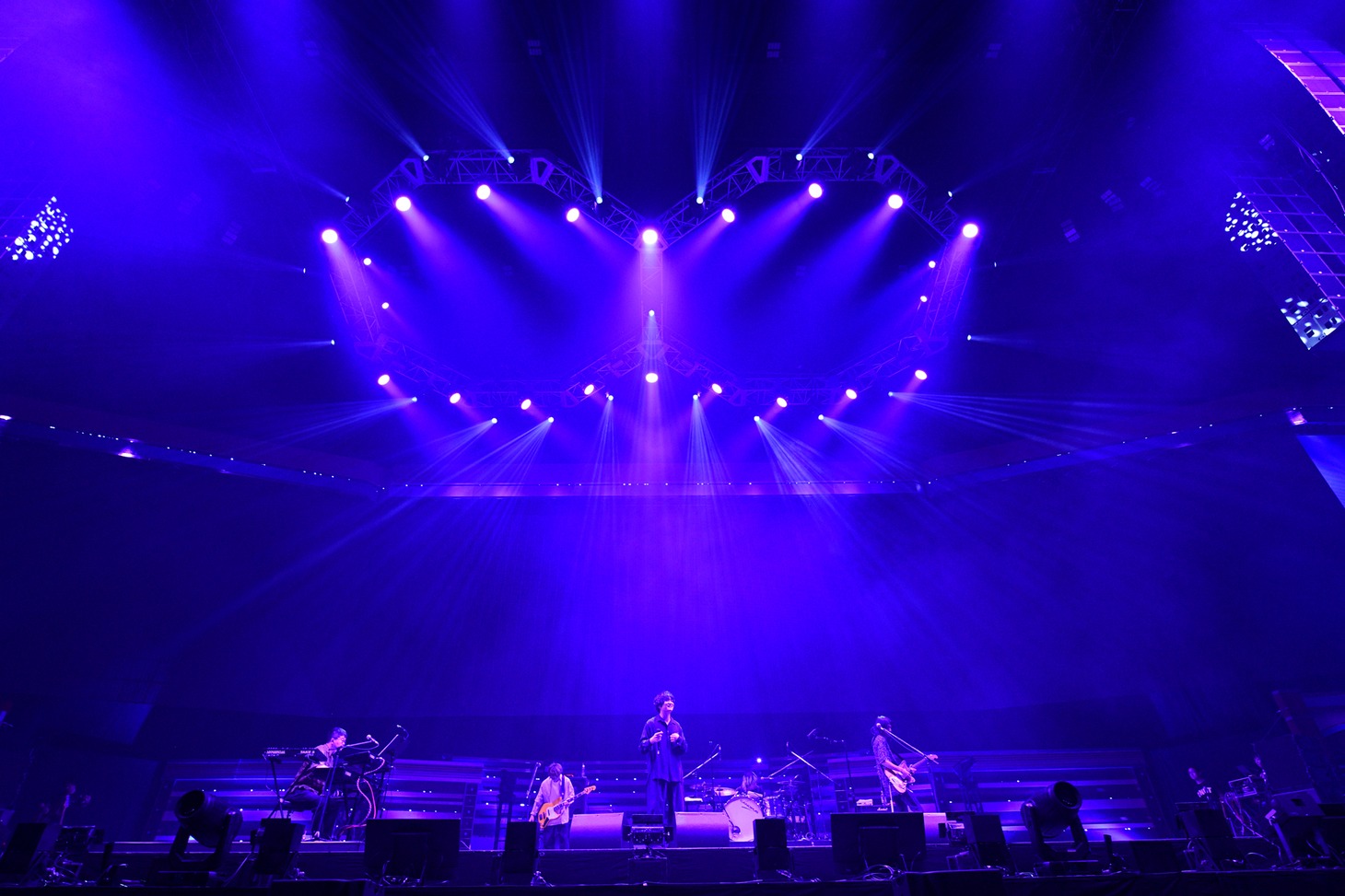 石崎ひゅーいのライブの様子。 (c)EIGHT-JAM FES / Photo by 岸田哲平