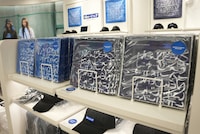 2F POP SQUAREの様子。