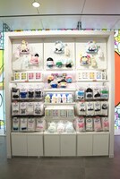 2F POP SQUAREの様子。