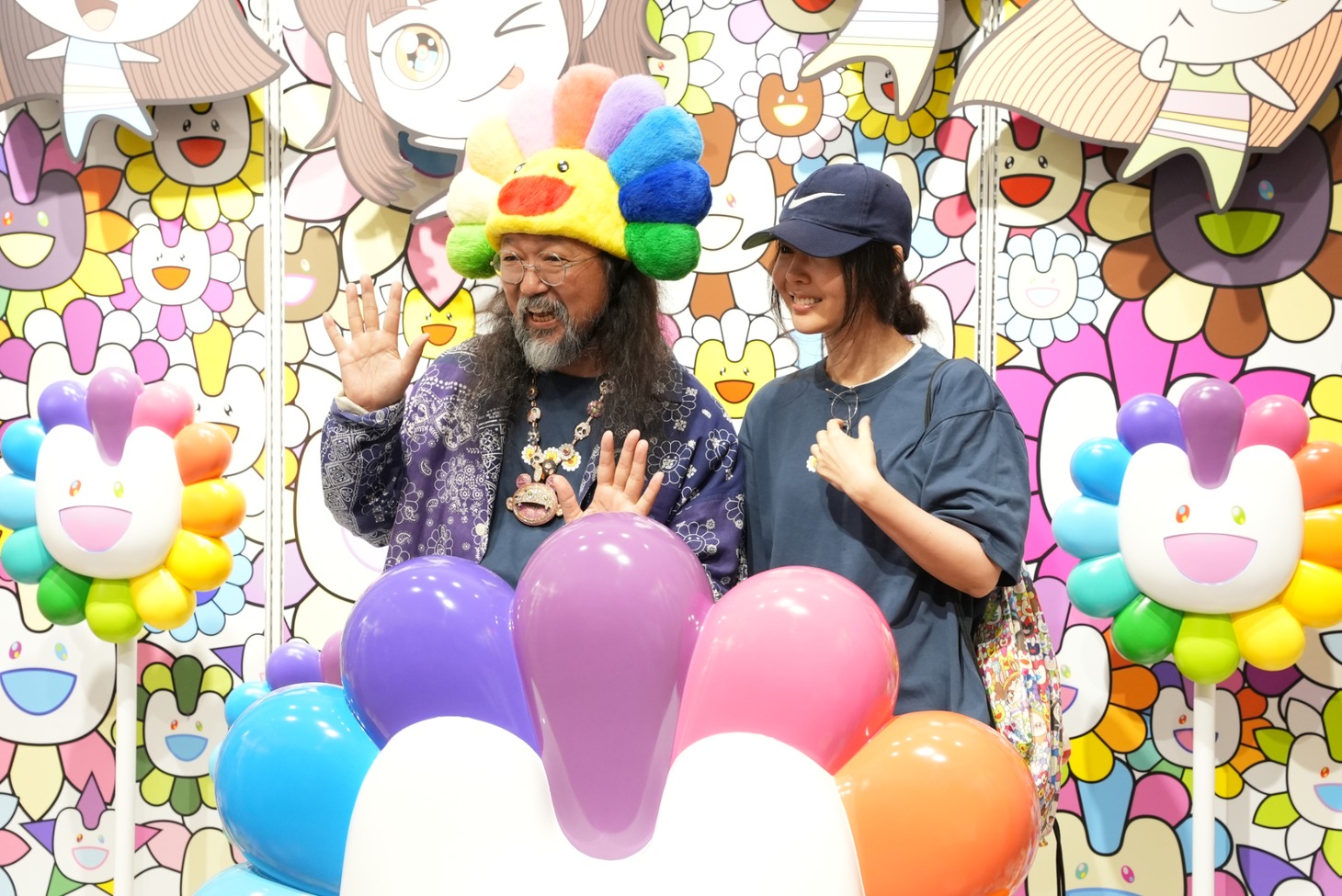左から村上隆、ミン・ヒジン。