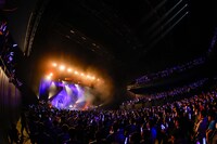 「LAWSON presents 雨宮天 Live Tour 2024 "Ten to Bluer Sky”」東京・立川ステージガーデン公演の様子。