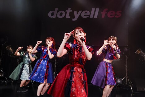 TEAM SHACHI(撮影:笹森健一)