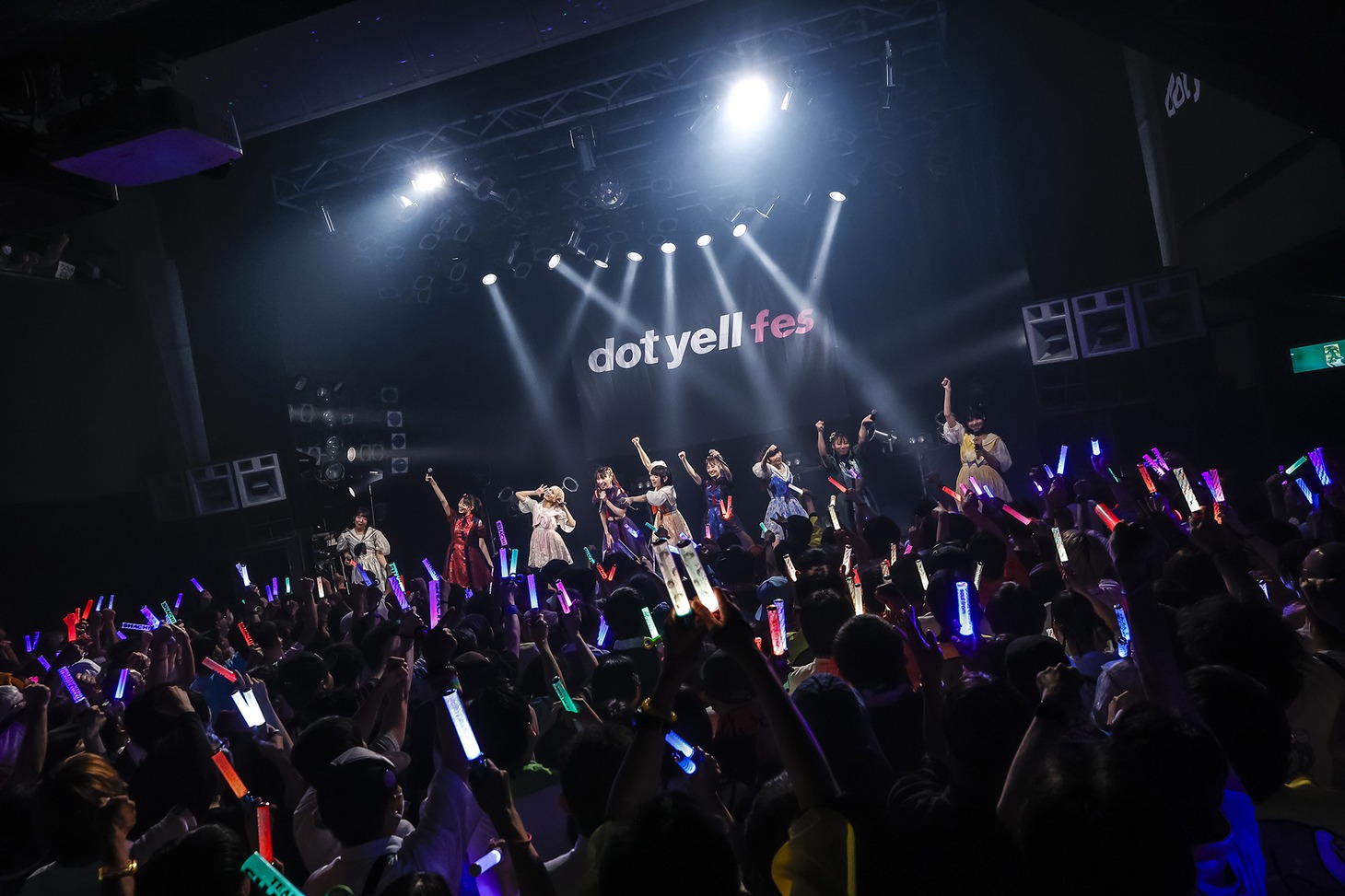 「dot yell fes 2マンSP ～でんシャチ祭り～」の様子。（撮影：笹森健一）