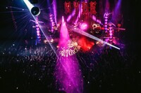 「HYDE [INSIDE] LIVE 2024」6月23日公演の様子。（撮影：石川浩章）