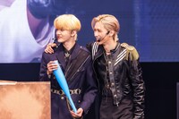 「INI 6TH SINGLE ”THE FRAME” PREMIUM SHOW CASE」の様子。(c)LAPONE Entertainment