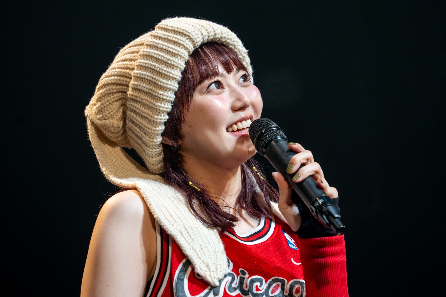 安本彩花