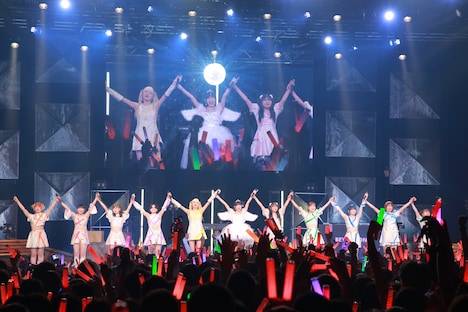 「BEYOOOOONDS LIVE TOUR 2024 SPRING ～PERSOOOOONALITY『Wings of Dreams』～」東京・豊洲PIT公演の様子。