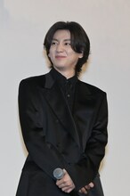 京本大我と尾美としのりが親子役を演じた「言えない秘密」。河合勇人監督が2人について「似てるでしょ？」と言うと会場がざわつき、笑いをこらえる京本大我。