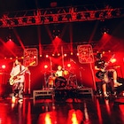 SHISHAMOライブハウスツアー開催、初日は10年前の現体制初ライブと同日&同会場