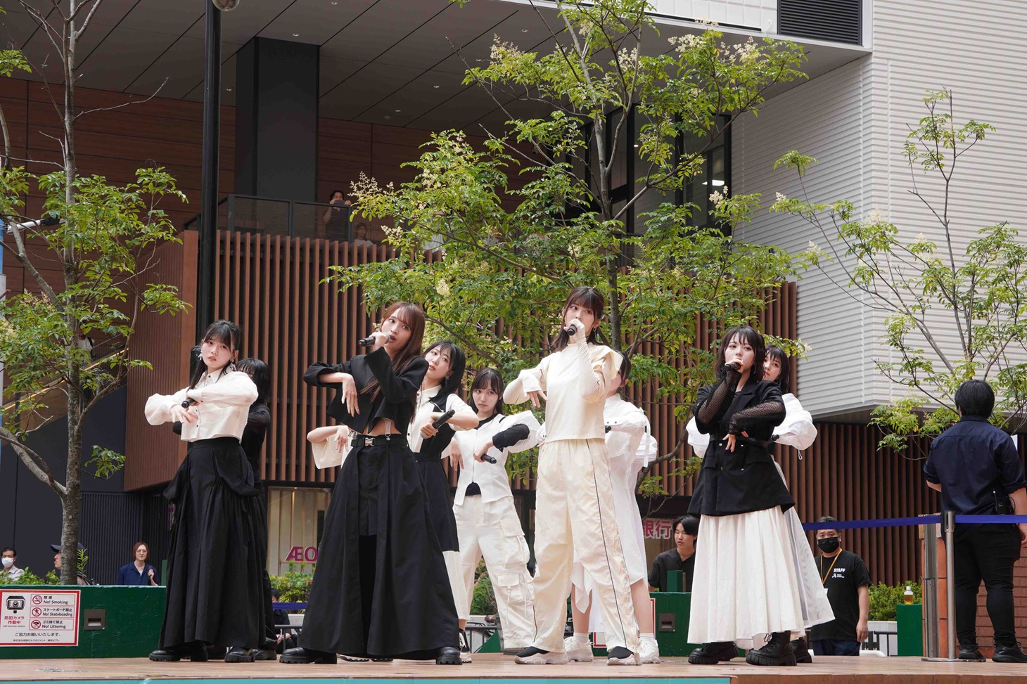 WHITE SCORPION (c)OVERSE