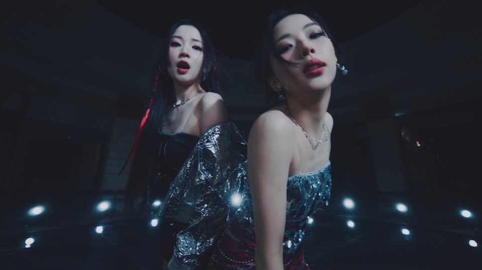 BABYMONSTER「FOREVER」ミュージックビデオより。