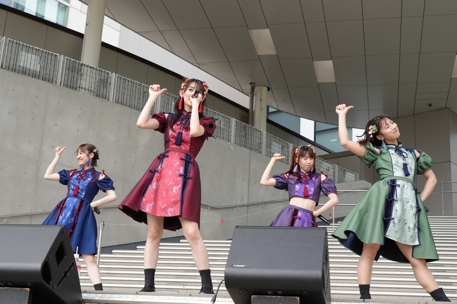 TEAM SHACHI