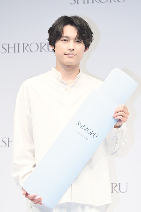 松村北斗（SixTONES）。