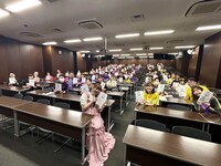 「ももクロ検定 vol.イドラ」本試験会場に登場した佐々木彩夏。